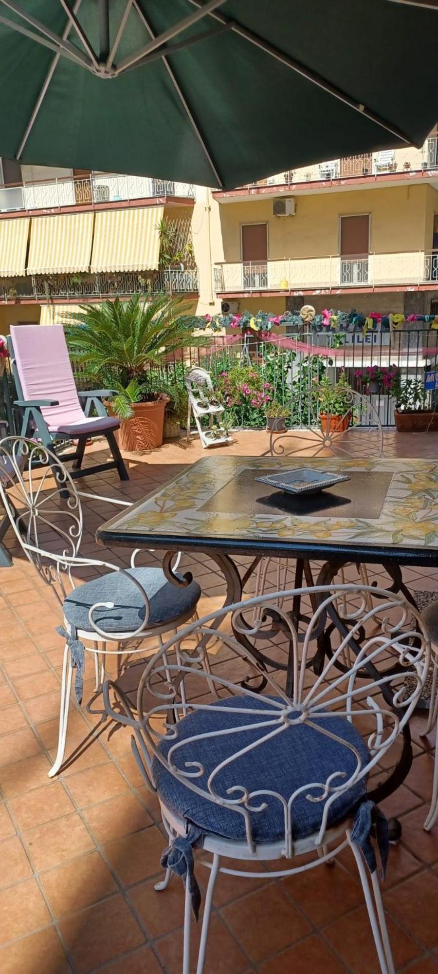 La Terrazza Di Monica & Teresa Bed & Breakfast Portici Exterior photo